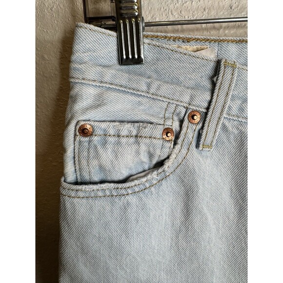 Levi’s Premium Womens Distressed Light Wash Ribcage Straight Ankle Jeans Size 26 - Picture 6 of 12